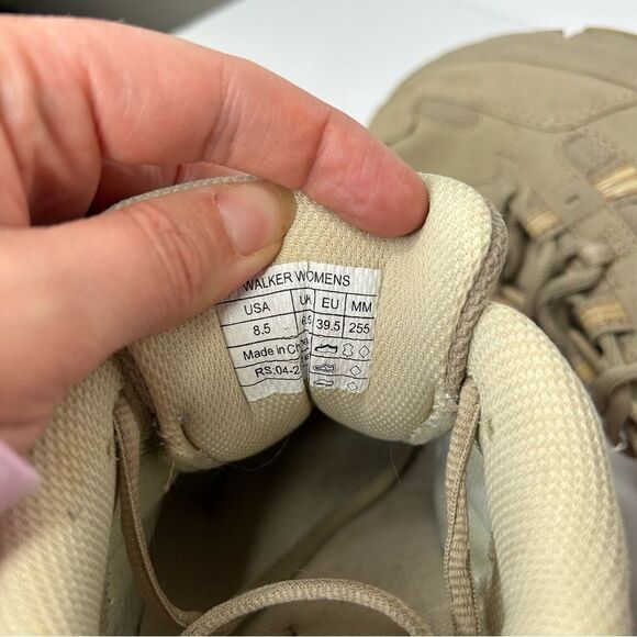 Vionic Tan Chunky Athletic walker dad Shoes 8.5 - Picture 8 of 9